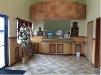 Woodland Inn and Suites 5